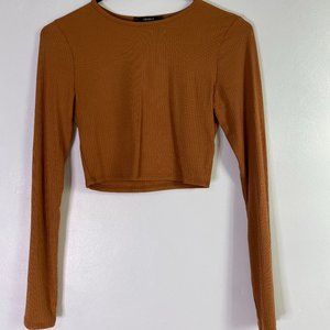 long sleeve crop top